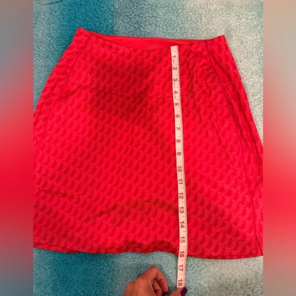 🔥Nike Women's Pink Skirt🔥